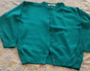bottle green colour cardigan for women or girls