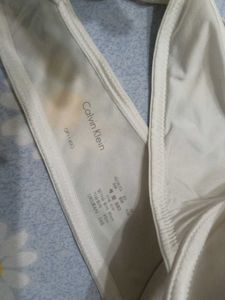 Calvin Klein Comfortable White Padded Bra