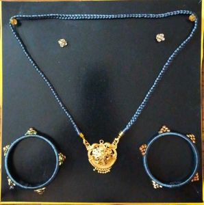 Traditional Gold Necklace and Bangles Set