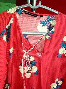 Red Floral Print Kurta Free 🎁