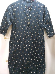 Black Kurti