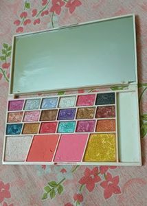 Multi-Color Eyeshadow Palette