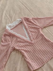 Ribbed V-Neck Lace Trim Top