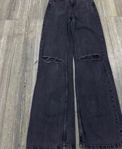 Distressed Wide Leg Jeans