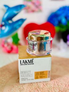 Lakme Perfect Radiance Day Gel Creme