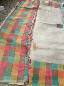 Lightweight Checked Saree