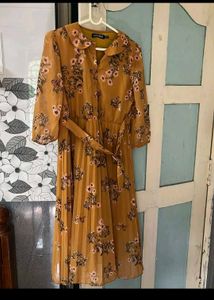 Stylish Yellow Floral Print Midi Dress