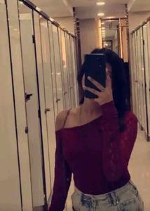 Chic One-Shoulder Lace Top
