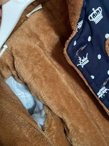 Adorable Crown Print Baby Jacket