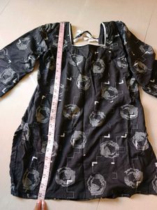 Stylish Black Printed Kurta with Pink Bag