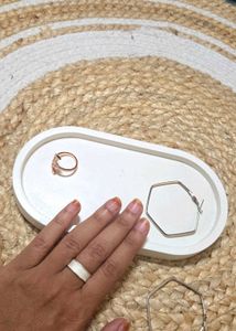 Elegant adjustable Rings and loop earrings