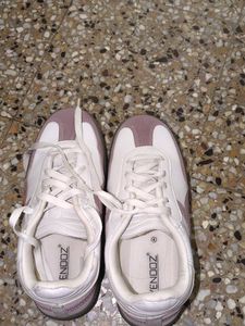 Comfortable White and Pink Sneakers