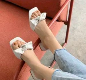 Chic White Bow Heeled Sandals