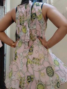 Chic Pink Chain Print Mini Dress