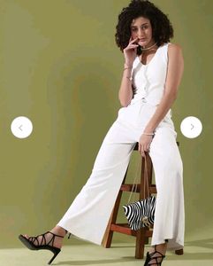 Chic White Vest &amp; Wide-Leg Pants Set