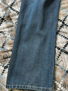 Distressed Wide Leg Jeans
