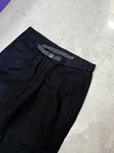 Uniqlo Men's Black Relaxed Fit Pants