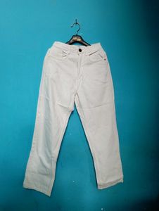 Chic White jeans 👖 for women