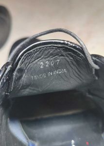 negotiable Men's Classic Black Leather Formal Shoe