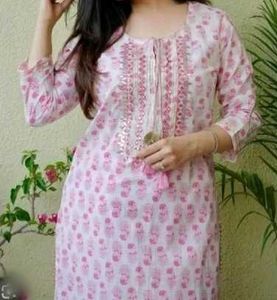 Beautiful White &amp; Pink Kurta Set