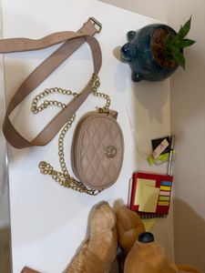 Quilted Crossbody Bag with Gold Chain and Belt