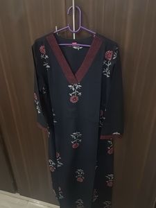 Elegant Dark Blue Floral Print Kurta