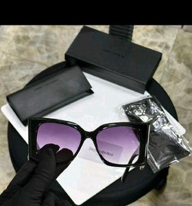 BRAND-CHRISTIAN DIOR**UNISEX MODEL*SUNGLASSES