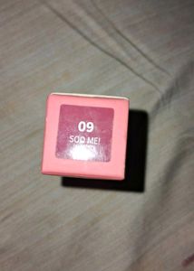 MILA BEAUTE Gloss Girl Lip Product with freebie