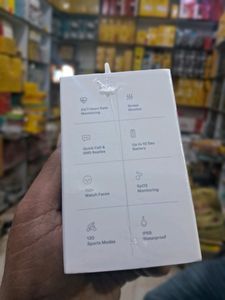 NOISE SMART Watch WITH B.T CALLING