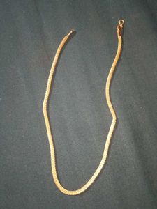 Elegant Gold-Tone Chain Necklace