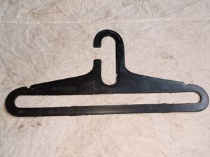 12 Piece Hanger For Shop And Home