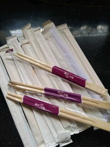 20 Pairs of Bamboo Chopsticks+5 free