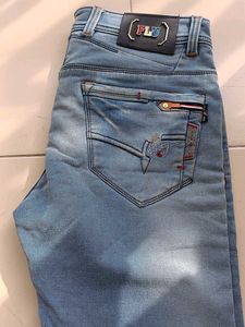 flu Light Wash Denim Jeans