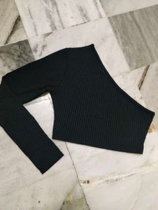 Black One-Shoulder Ribbed Crop Top