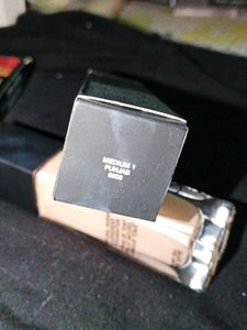 Multi-Shade Cream Palette &amp; Nars