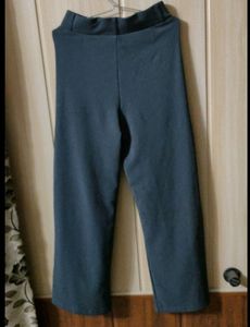 Women Grey Knitted Parallel Trousers