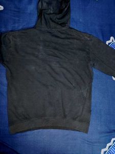 Black "HUSTLE" Graphic Hoodie