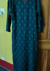 Stylish Green Kurta with White Embroidery