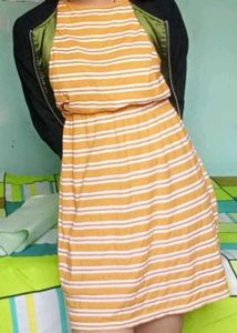 Chic Yellow Striped Dress