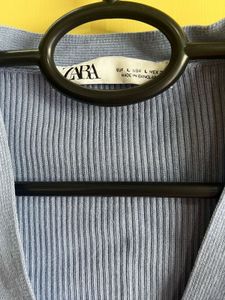 Zara blue ribbed knit button up cardigan crop top