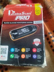 DiabaScan Pro Blood Glucose Monitoring