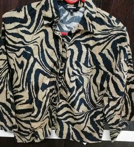 OUTRYT Printed Top