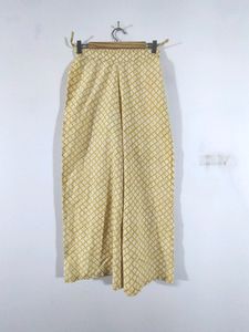 Mustered  Floral Print Kurta Set With Jacket