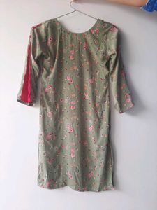 Floral Print Kurta-Leggings Set