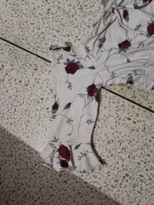 Elegant vintage style Floral Print Tie-Front Top