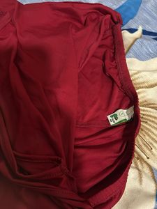 Elegant Burgundy Maxi Dress