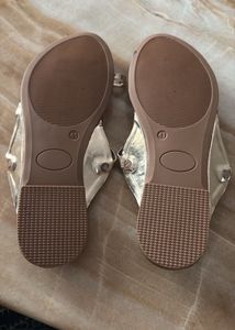 2Pair Unused Stylish Brown kolhapuris