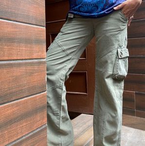 Olive Cargos