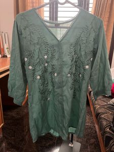 Green Embroidered Short Kurta