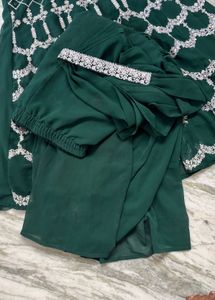 Elegant Green Embroidered Kurta Set